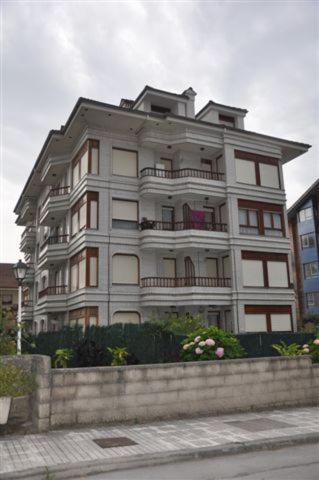 Duplex Centrico En Noja Con Acceso A Spa Relax. ภายนอก รูปภาพ